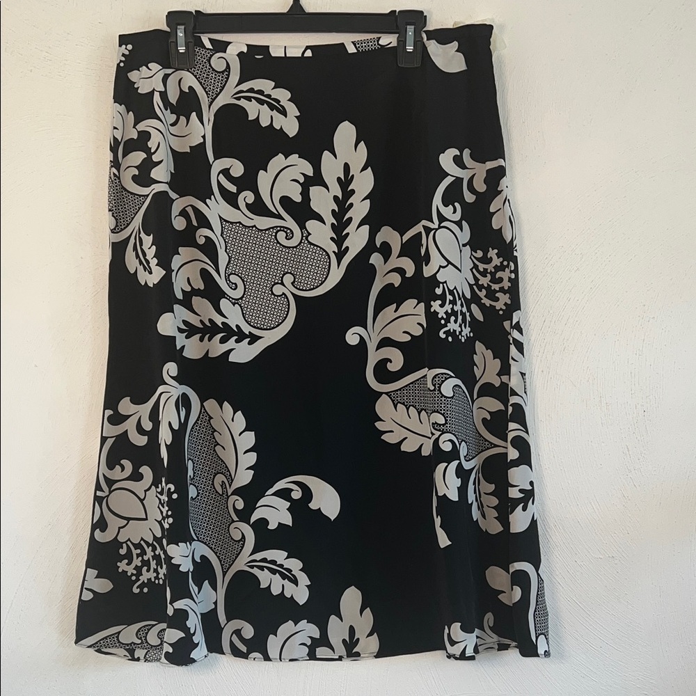 Nygard Black and Gray Patterned A-Line Skirt 100% Silk